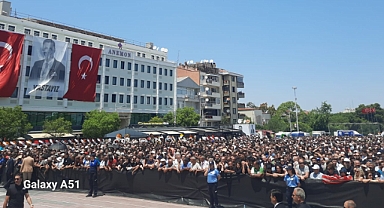 FERDİ ZEYREK’İN ADI ANTALYA MURATPAŞA’DA BİR PARKTA YAŞAYACAK
