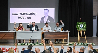 FERDİ ZEYREK’İN İSMİ YUNUSEMRE’DE BİR ÇARŞIDA YAŞAYACAK