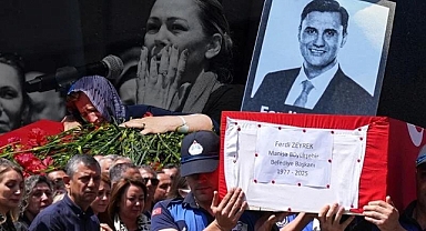 ON BİNLERCE MANİSALI FERDİ ZEYREK'İ GÖZYAŞLARI VE KARANFİLLERLE UĞURLADI