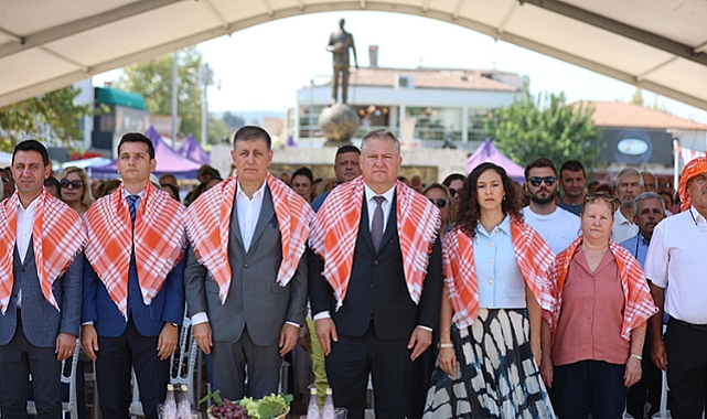 URLA’NIN 2 BİN 600 YıLLıK BAĞ BOZUMU ŞENLİĞİ BAŞLADI