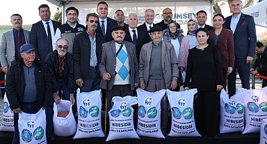 BAŞKAN BOZBEY: “ÇİFTÇİMİZİ EFENDİ YAPMA KARARLILIĞINDAYIZ”