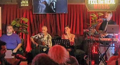 Müzik Dünyasının Efsanesi Yeniden Sahnede; Doğan Canku