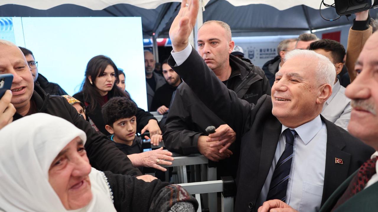 Başkan Mustafa Bozbey : Kimse Hizmet Aşkımızı Engelleyemez