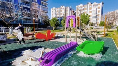 Başkan Yetişkin'den çocuklara güvenli ve modern oyun alanları