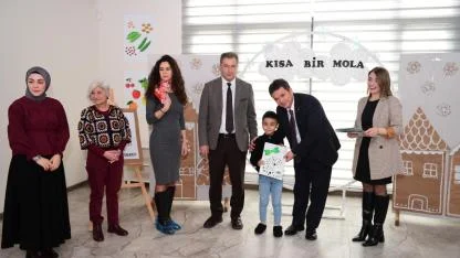 Çocukların Karnelerini Başkan Erkan Aydın Verdi