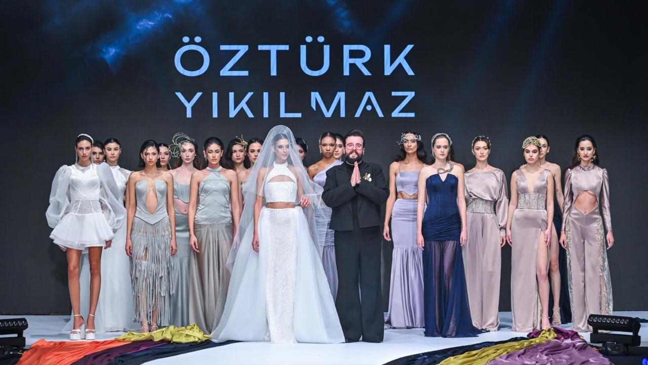 IF Wedding Fashion İzmir’de “Sessiz Asalet” podyuma taşındı
