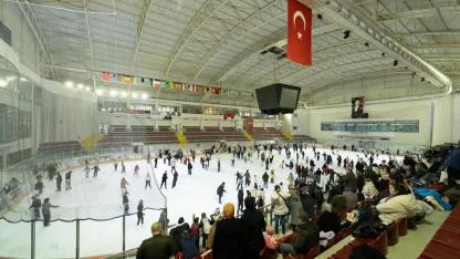 Karne sevinci buzda yaşandı