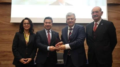 Muğla’da Cumhuriyet ve Demokrasi Üzerine Anlamlı Buluşma