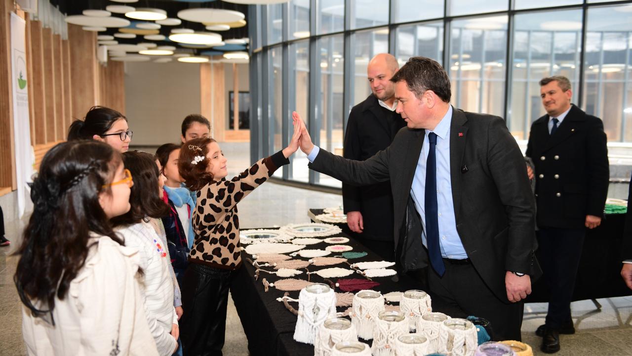 Osmangazi Belediyesi Yetenek Evleri’nde Hayaller Eserlere Dönüştü