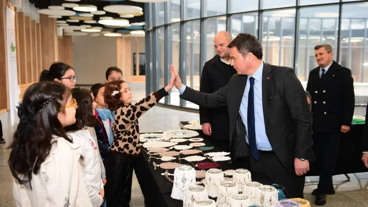 Osmangazi Belediyesi Yetenek Evleri’nde Hayaller Eserlere Dönüştü