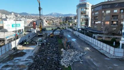 Karşıyaka’da kesintisiz ulaşım için dev yatırım