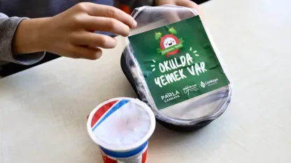 Çankaya Belediyesi'nden Okulda Sıcak Yemek Projesi Devam Ediyor