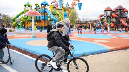 BAŞKENTLİLER BAYRAMIN TADINI BÜYÜKŞEHİR’İN PARKLARINDA ÇIKARDI