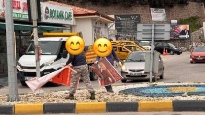 BELEDİYECİLİKTE NEZAKET, AFİŞLERLE BİRLİKTE SÖKÜLÜP ATILMAMALI!