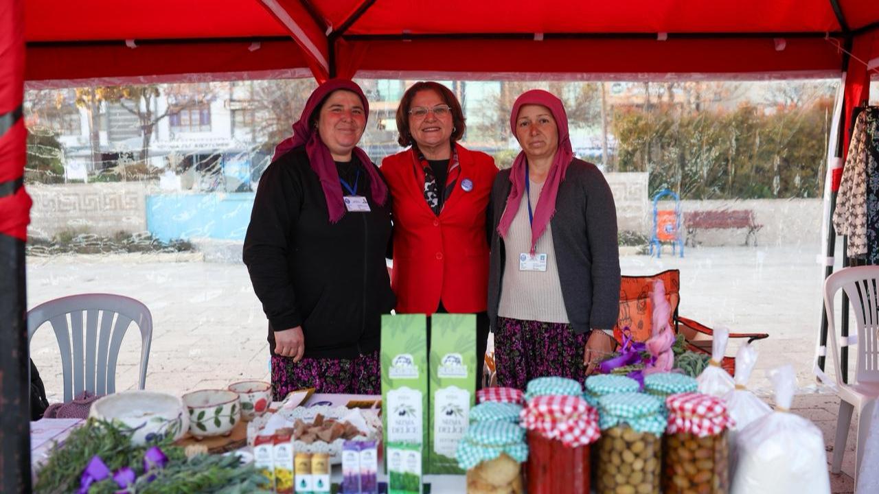 DİDİM’DE EMEKÇİ KADINLAR PAZARI KENT MEYDANI’NDA AÇILDI