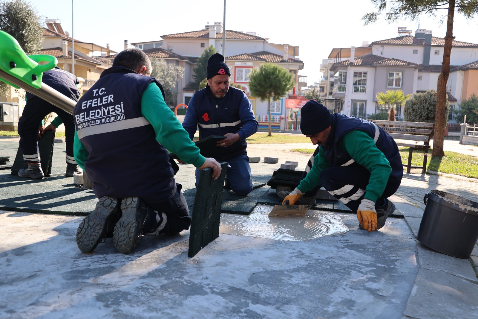 Başkan Yetişkin'den çocuklara güvenli ve modern oyun alanları