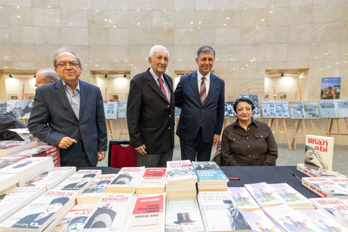 Başkan Tugay: Uğur Mumcu'nın ışığı yolumuzu aydınlatmaya devam ediyor