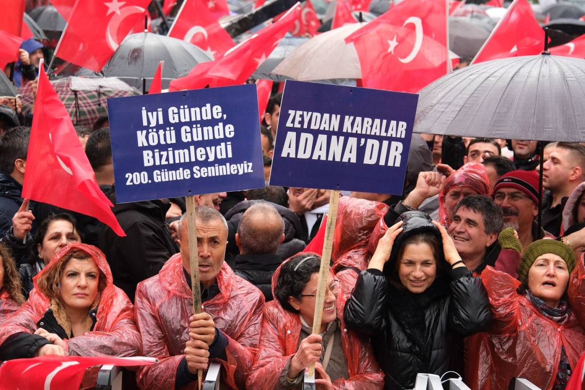 Adanalı Zeydan Karalar İçin Tek Yürek Oldu