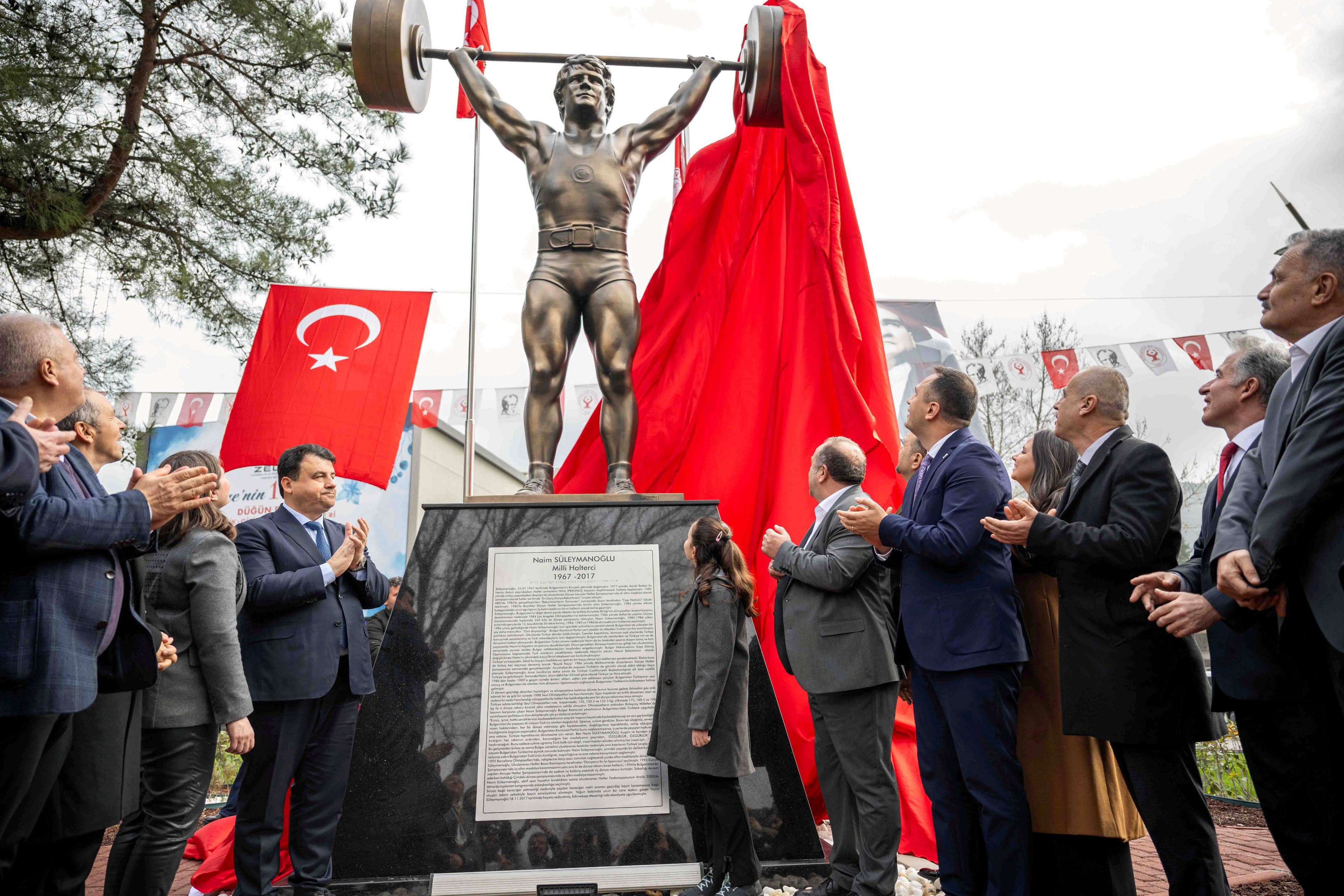 Cep Herkülü Bornova Pınarbaşı’nda Ölümsüzleşti