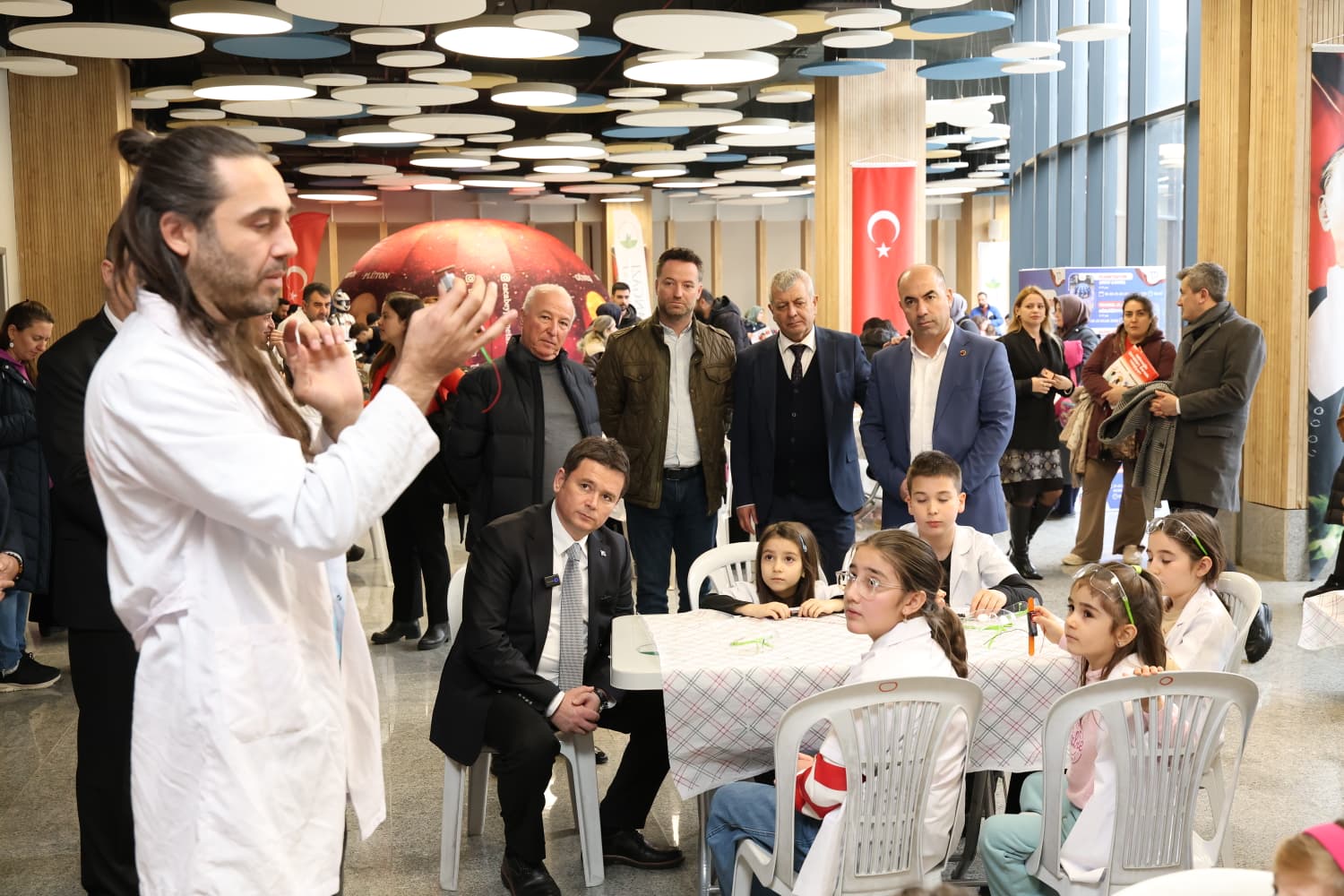 Osmangazi Belediyesi Sömestr Tatilinde Çocukları Bilimle Buluşturdu