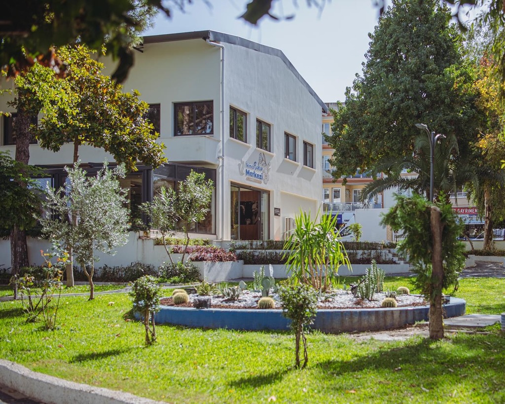 Kuşadası'nda 2025 senesi: Sosyal hizmetlerle dolu bir süreç